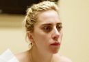 Lady Gaga si myslí, že její fibromyalgie je trest za to, že prodala duši