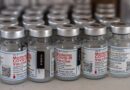 Japonci stahují vakcíny, objevili v nich magnetickou kontaminaci; novináři umírají na očkování, které sami propagovali