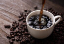 Pravidelná porce kofeinu. Vaše ranní kafe, nebo čaj?