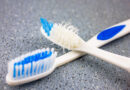 Váš zubní kartáček je jedna z nejšpinavějších věcí, které máte doma