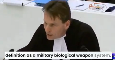Soud poprvé na světě projednává vakcíny C-19 jako vojenskou biologickou zbraň