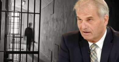 Hlavní oběť covidové zvůle německého režimu stále ve vězení: Můj celý příběh Hlavní oběť covidové zvůle německého režimu stále ve vězení: Můj celý příběh